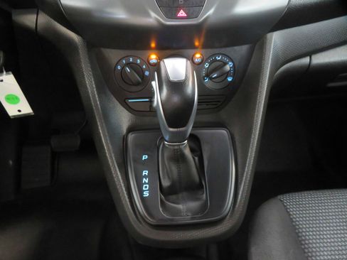 Used 2016 Ford Transit Connect XL image 36