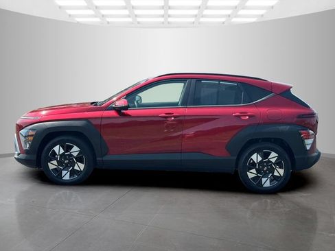 Used 2024 Hyundai Kona SEL FWD image 4