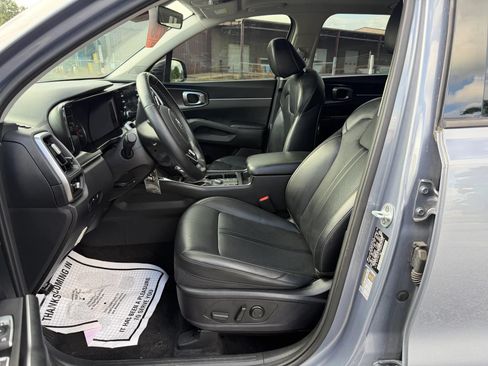 Used 2021 Kia Sorento S w/ Panoramic Sunroof Package AWD/4WD image 10