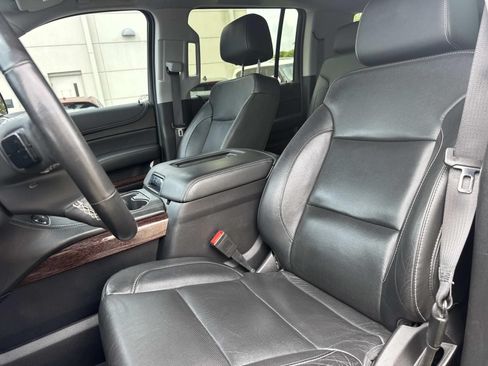 Used 2020 GMC Yukon XL SLT AWD/4WD image 19