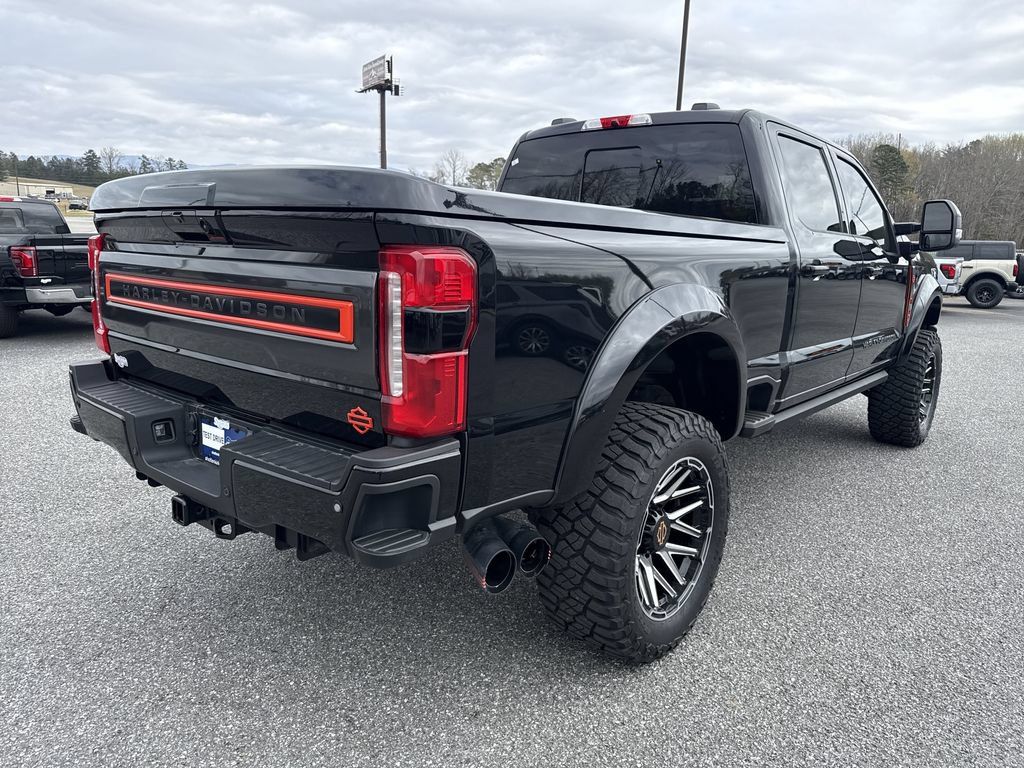 Used 2023 Ford F250 Lariat w/ Lariat Ultimate Package AWD/4WD image 7