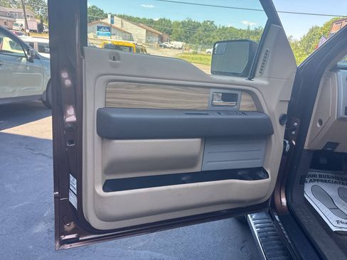 Used 2011 Ford F150 Lariat w/ Lariat Plus Pkg AWD/4WD image 14