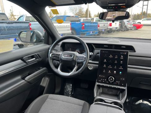 Used 2025 GMC Terrain Elevation image 35