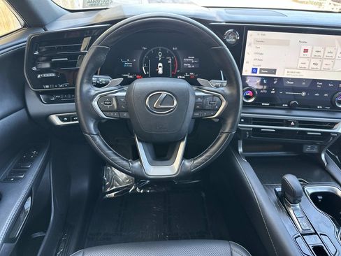 Used 2025 Lexus RX 350 Premium FWD image 16