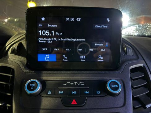 Used 2020 Ford Transit Connect XL image 48