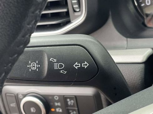 Certified 2023 Ford Explorer XLT w/ Equipment Group 202A image 29