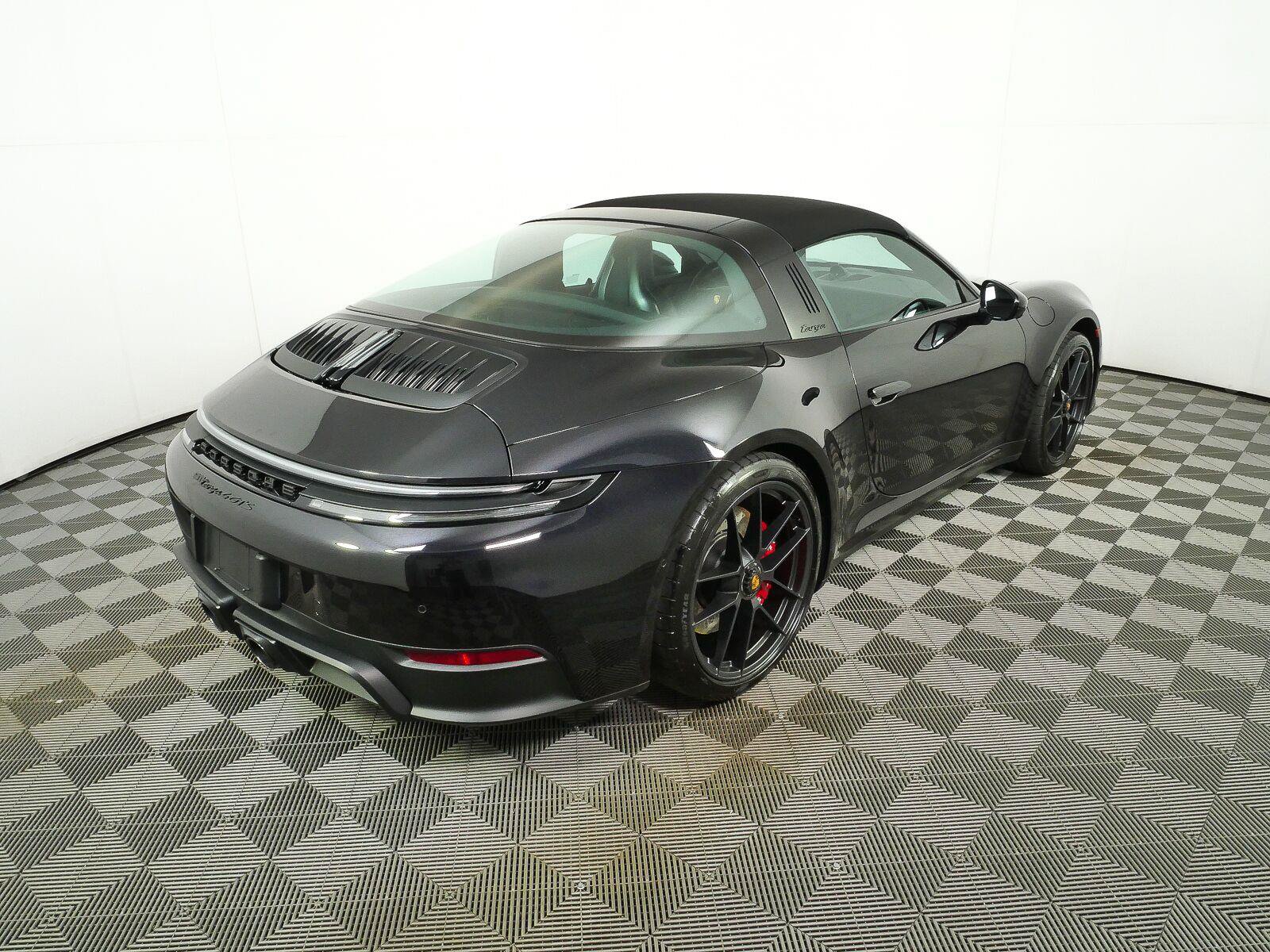 Certified 2026 Porsche 911 Targa 4 GTS AWD/4WD image 25