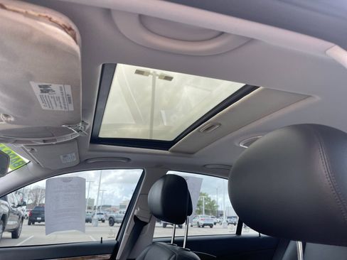 Used 2007 Mercedes-Benz E 350 Sedan image 25