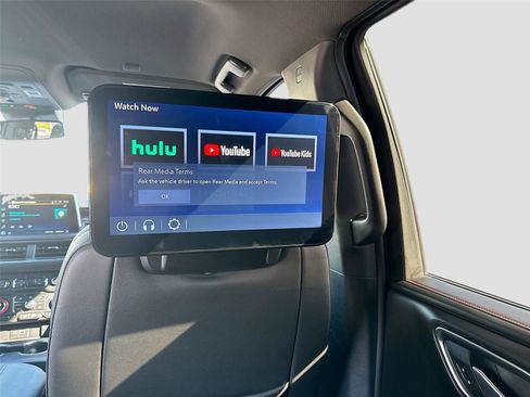 Used 2023 Chevrolet Tahoe RST w/ RST Performance Edition image 12