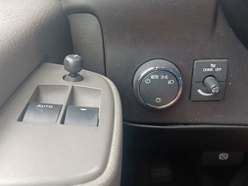 Used 2024 GMC Savana 2500 w/ Driver Convenience Package RWD image 21