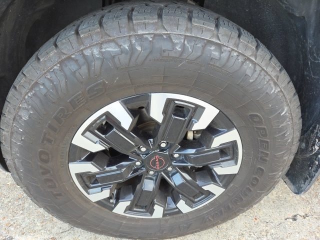 Used 2022 Nissan Frontier Pro-X RWD image 15