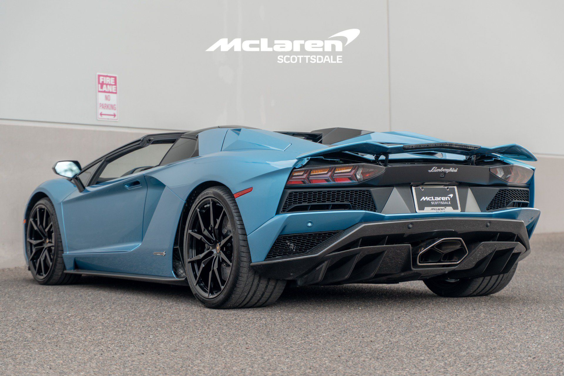 Used 2019 Lamborghini Aventador S AWD/4WD image 5