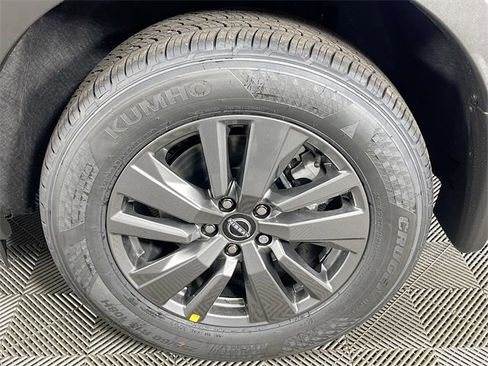 New 2025 Nissan Pathfinder SV image 20