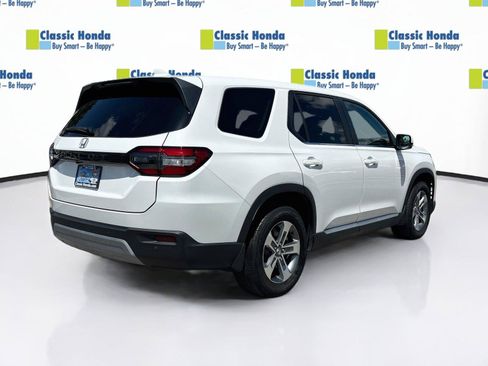 Certified 2025 Honda Pilot EX-L image 8