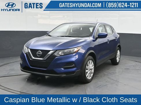 Used 2022 Nissan Rogue Sport S image 6
