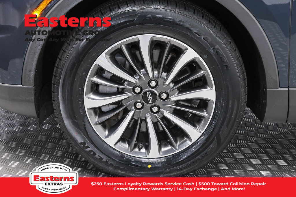 Used 2023 Lincoln Nautilus AWD image 33