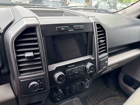 Used 2018 Ford F150 XLT w/ Equipment Group 302A Luxury AWD/4WD image 4