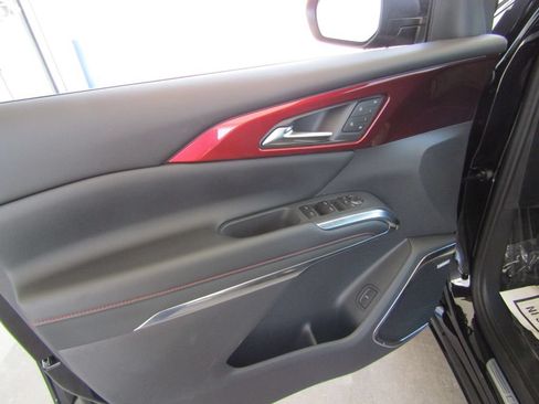 New 2026 Chevrolet Traverse RS AWD/4WD image 29