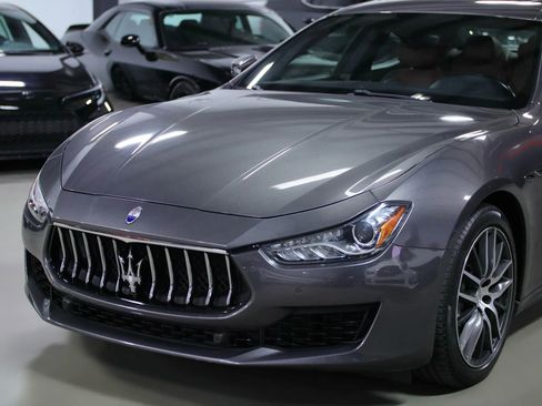 Used 2018 Maserati Ghibli image 7