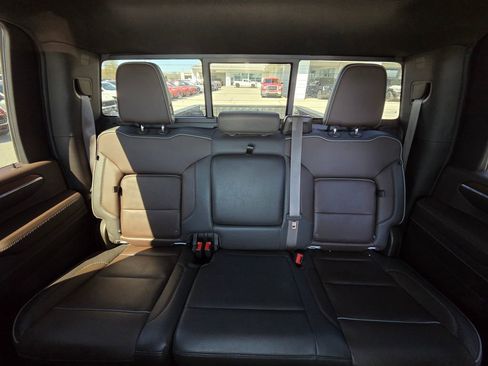 Used 2024 GMC Sierra 3500 Denali w/ Denali Reserve Package image 29