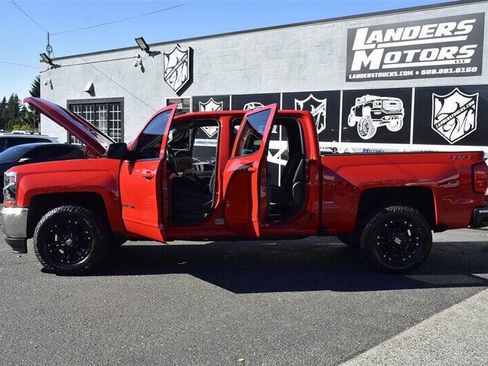 Used 2018 Chevrolet Silverado 1500 LT w/ LT Eassist Package image 28