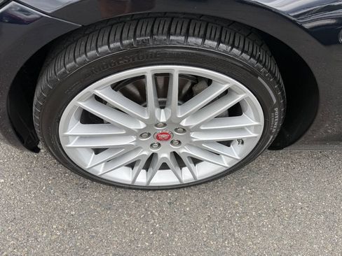 Used 2016 Jaguar XF Prestige RWD image 8