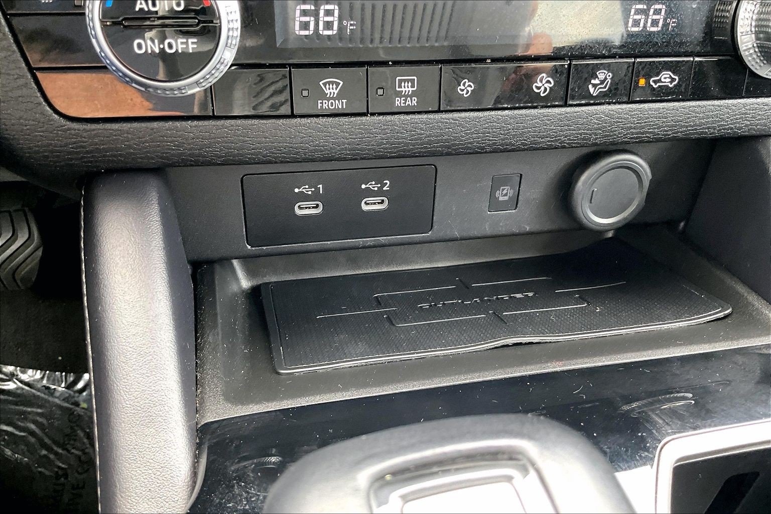 Used 2025 Mitsubishi Outlander SE FWD image 31
