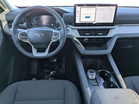 New 2026 Ford Explorer Active image 17