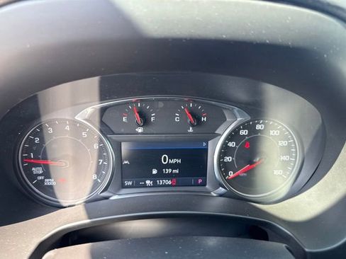 Certified 2024 GMC Terrain SLT w/ Tech Package AWD/4WD image 18