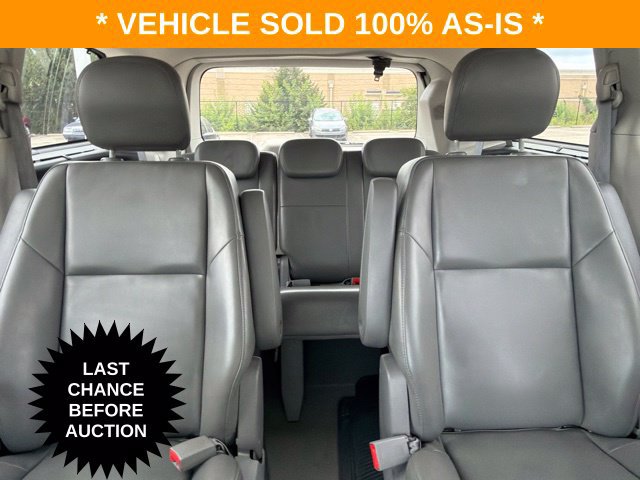 Used 2010 Volkswagen Routan SE FWD image 29