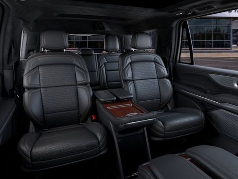 New 2027 Lincoln Navigator Black Label AWD/4WD image 11