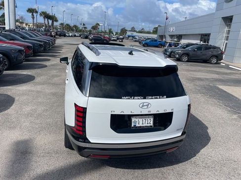 Used 2026 Hyundai Palisade Limited image 6