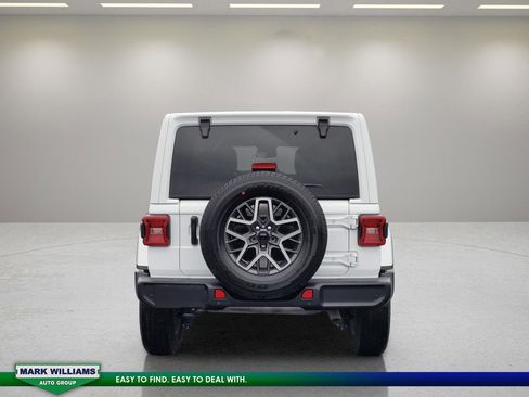 Used 2024 Jeep Wrangler Sahara w/ Safety Group image 7