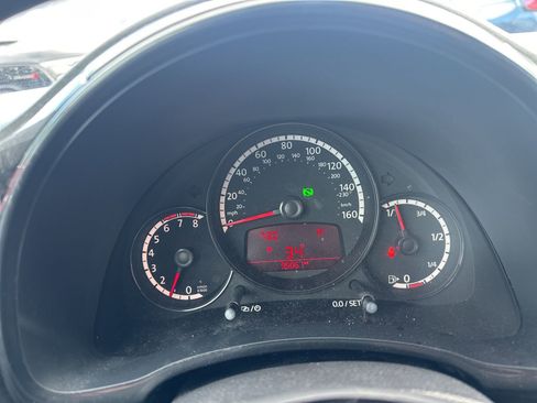 Used 2013 Volkswagen Beetle 2.5 FWD image 5