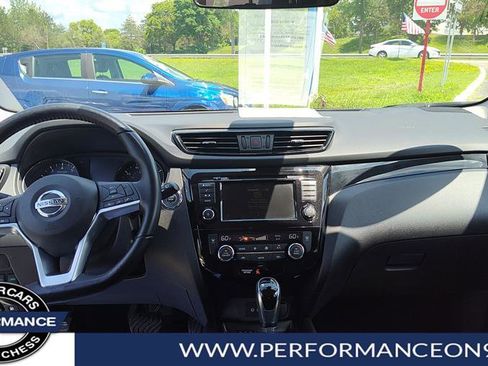 Used 2020 Nissan Rogue Sport SV w/ All-Weather Package image 15