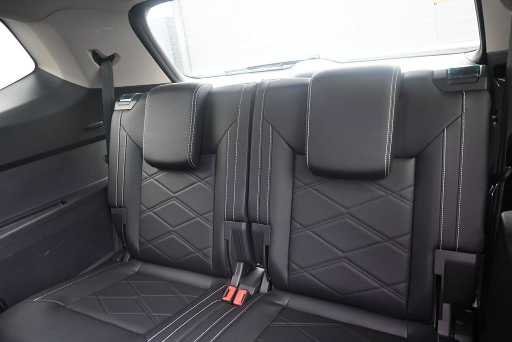 Used 2026 Volkswagen Atlas SE FWD image 14