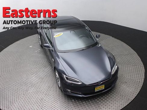 Used 2018 Tesla Model S 100D AWD/4WD image 4