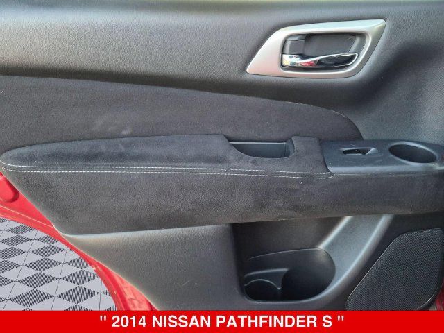 Used 2014 Nissan Pathfinder S AWD/4WD image 26
