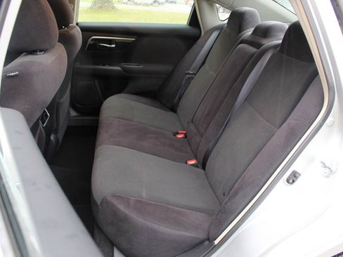 Used 2013 Nissan Altima 2.5 SV FWD image 30