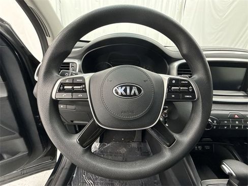 Used 2020 Kia Sorento L image 14
