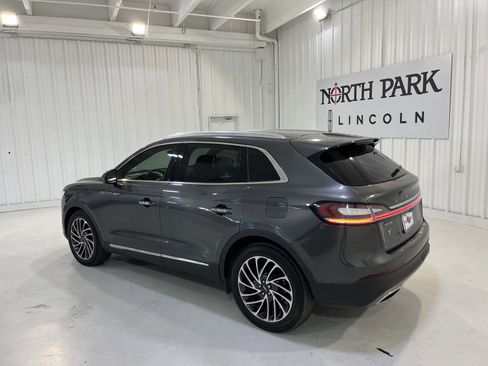 Used 2019 Lincoln Nautilus Reserve image 19