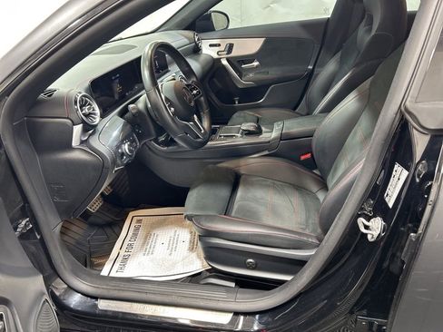 Used 2021 Mercedes-Benz CLA 250 4MATIC image 22