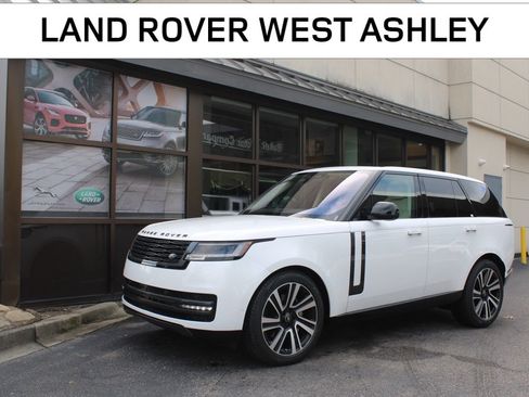 Used 2023 Land Rover Range Rover SE image 1