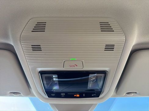 New 2026 Volkswagen Atlas SE image 18