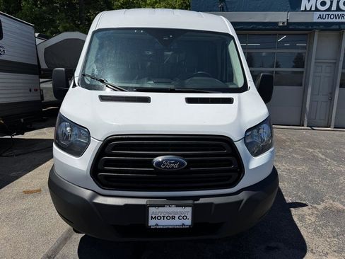 Used 2019 Ford Transit 250 130 Medium Roof RWD image 8