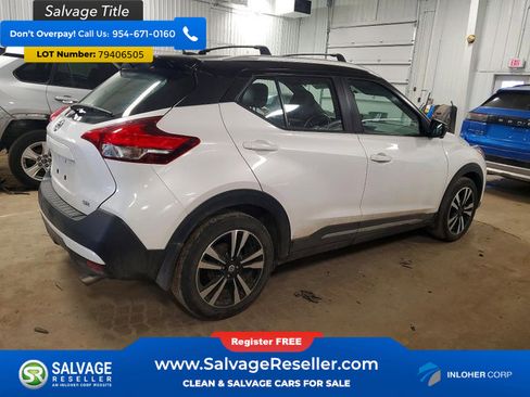 Used 2019 Nissan Kicks SR w/ SR Premium Package image 4