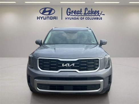 Used 2023 Kia Telluride S image 8