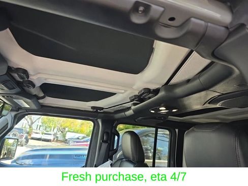 Used 2022 Jeep Wrangler Unlimited Rubicon w/ LED Lighting Group image 5