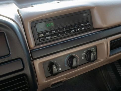 Used 1997 Ford F350 XL image 15
