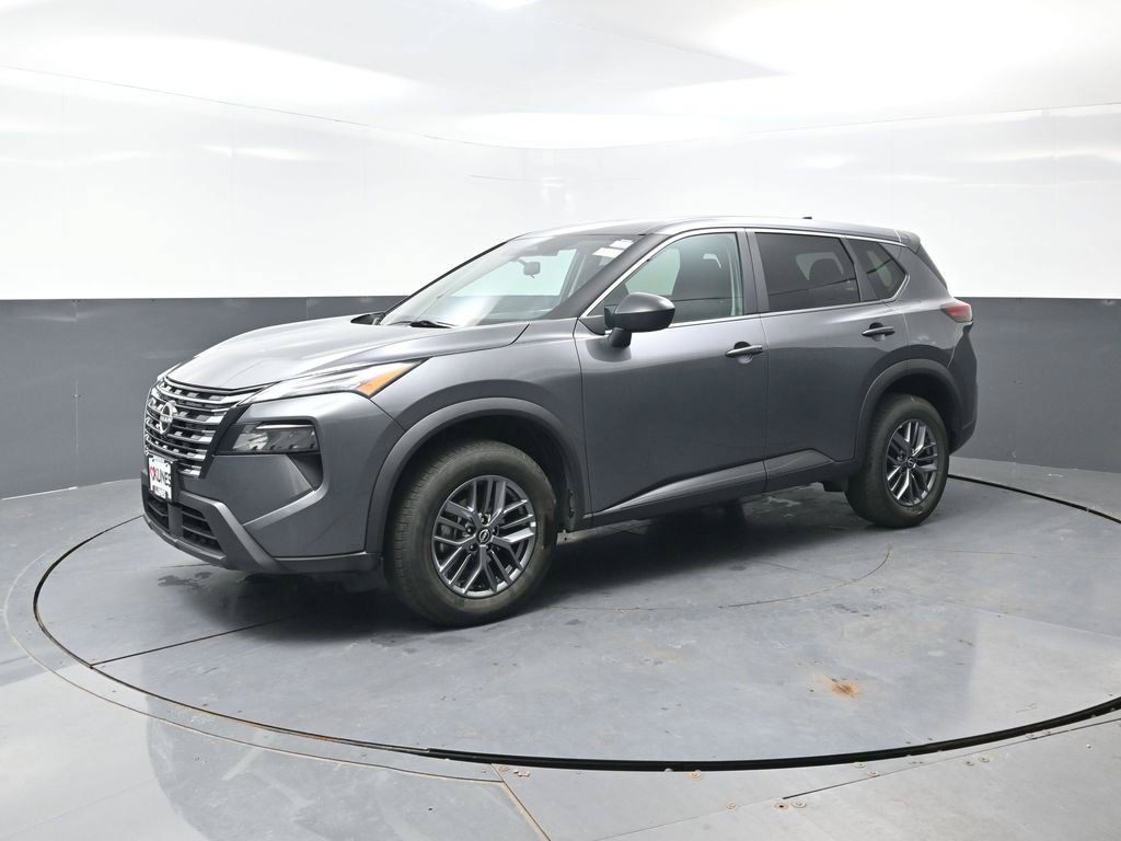 Used 2024 Nissan Rogue S AWD/4WD image 9